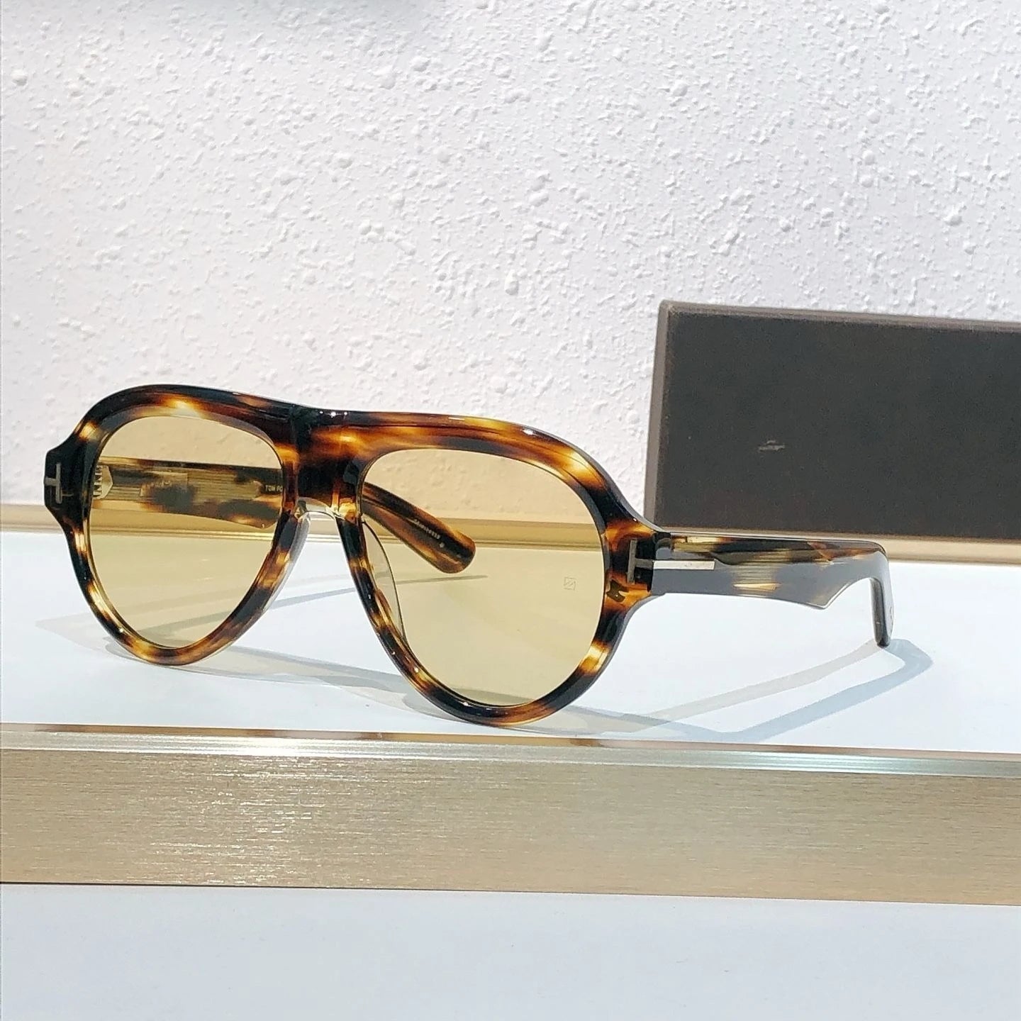 New High Class White Frame Sunglasses