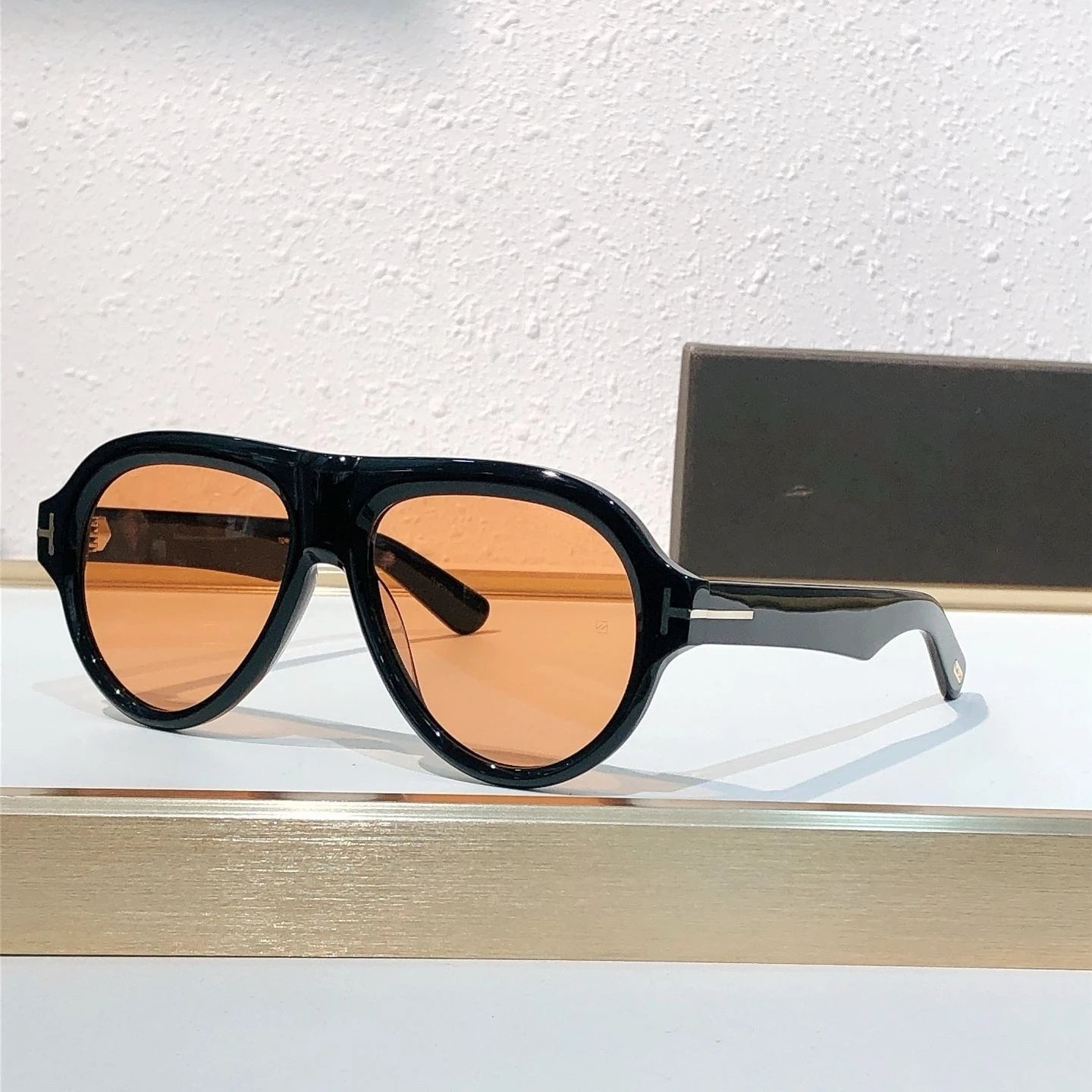 New High Class White Frame Sunglasses