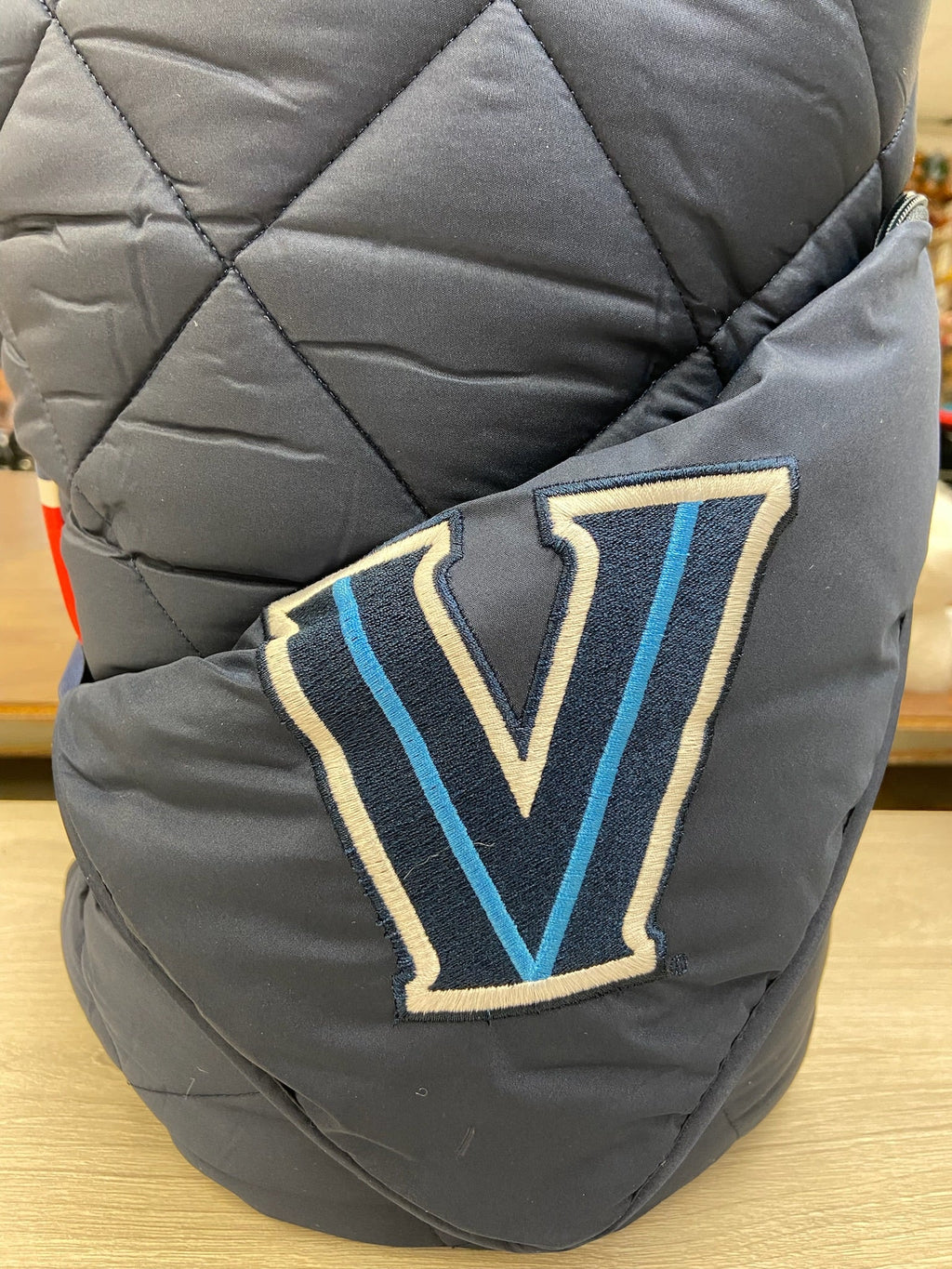 Villanova Navy Puffer Blanket